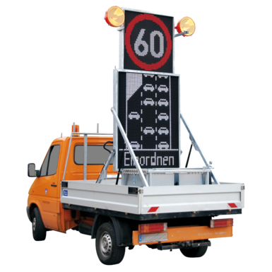 Univerzalni VMS LED za montažo na tovornjak s ploščadjo